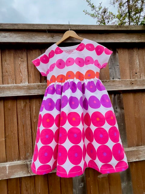Pretty mini dress SIZE 10/12