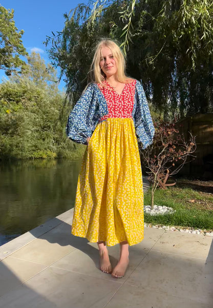 70s style Sandie Dress SIZE 10/12