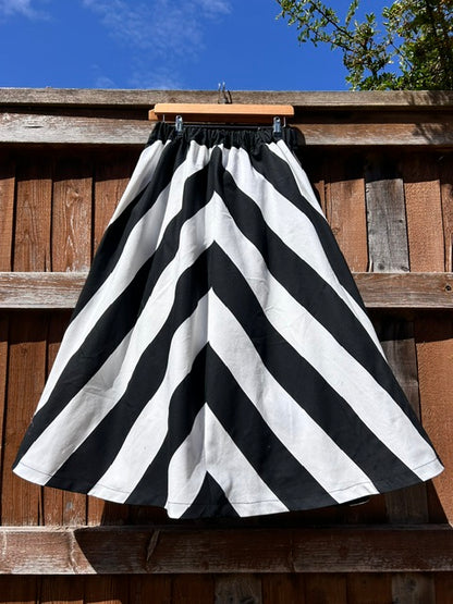 Black + White set SIZE 10-12