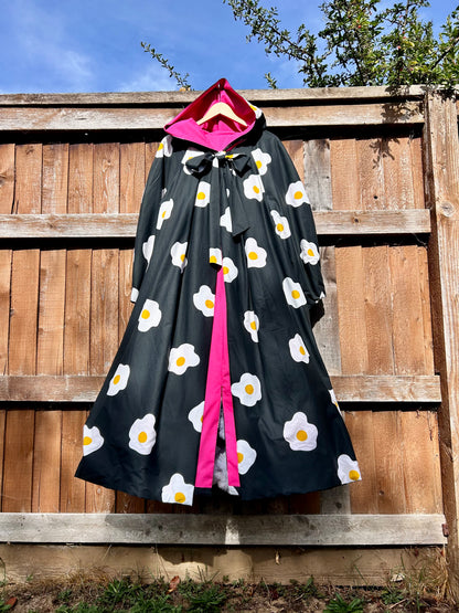 The fried egg cloak - Size 12/14/16/18