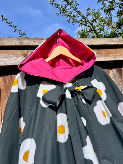 The fried egg cloak - Size 12/14/16/18