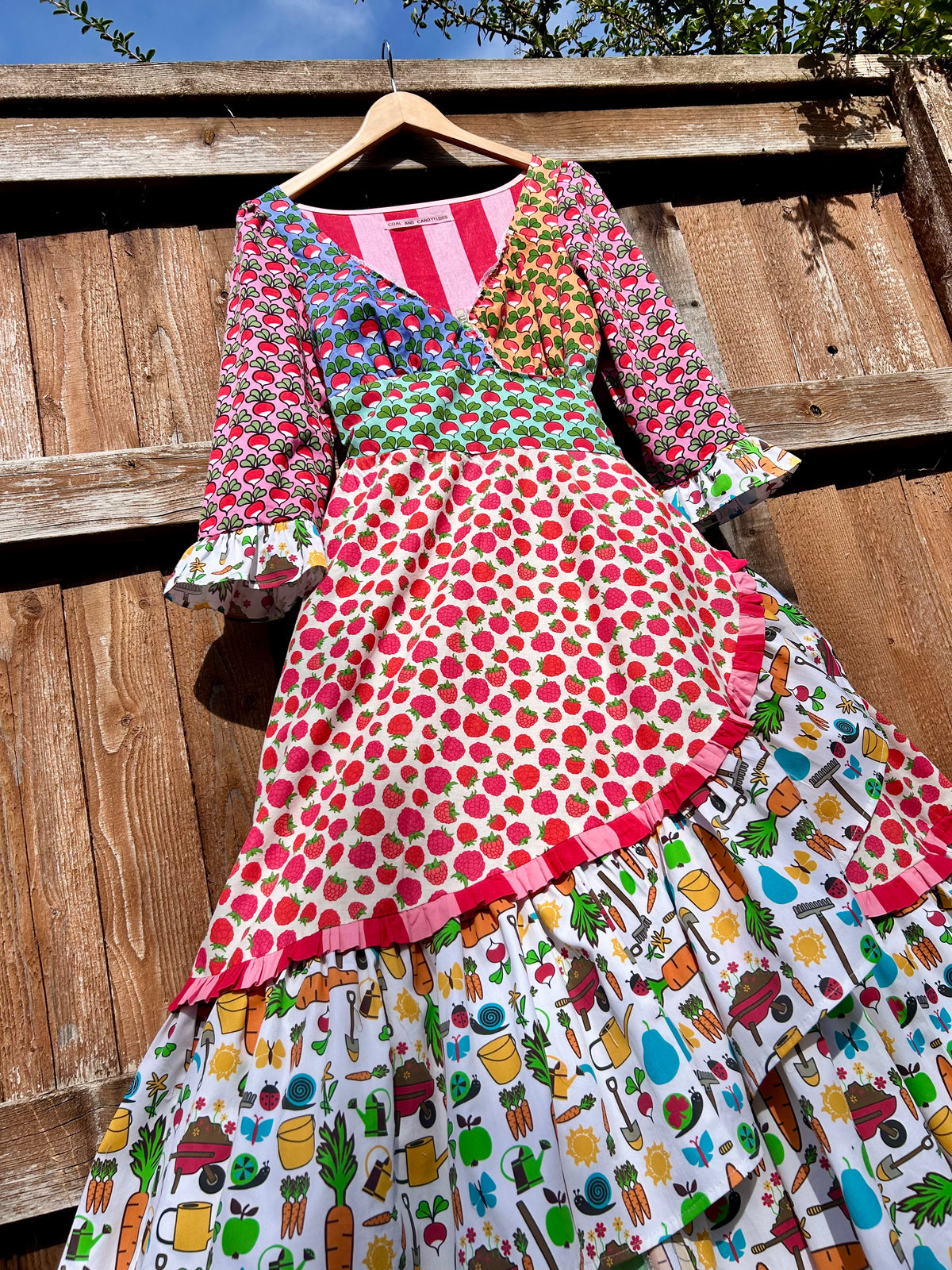 Ronnie wrap food dress - Size 12/14