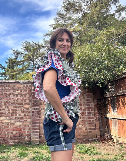 Snoopy Frilled Tabard top SIZE 16/18/20