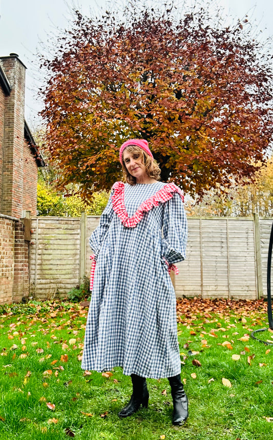 The gingham Polly dress SIZE 10-14