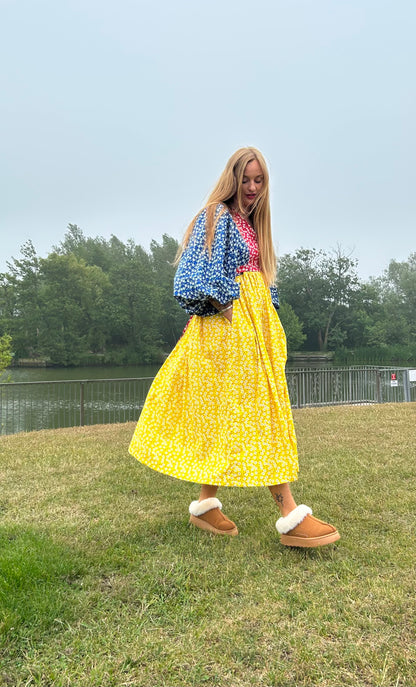 70s style Sandie Dress SIZE 10/12