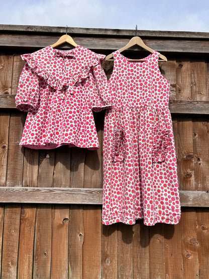 Raspberry Sindy blouse SIZE 12-14