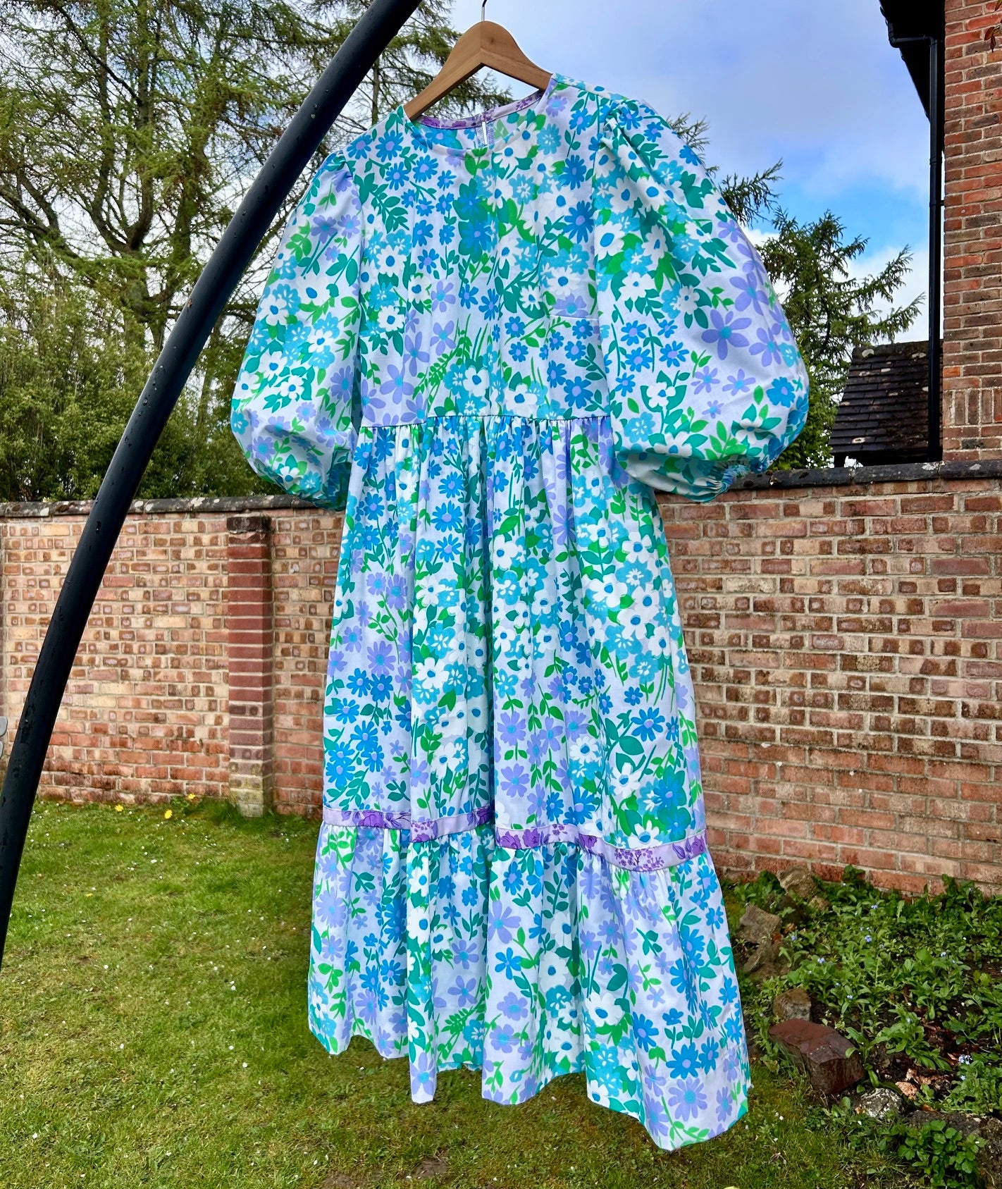 vintage floral dress SIZE 10/12