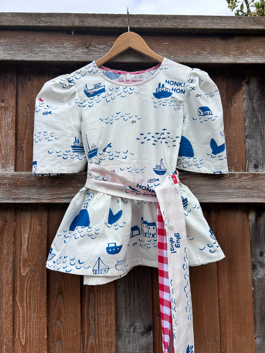 Gloria blouse SIZE 10-12